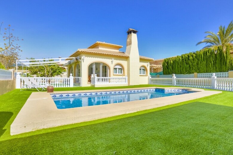 Villa - 3 Bedrooms With Pool - 104962