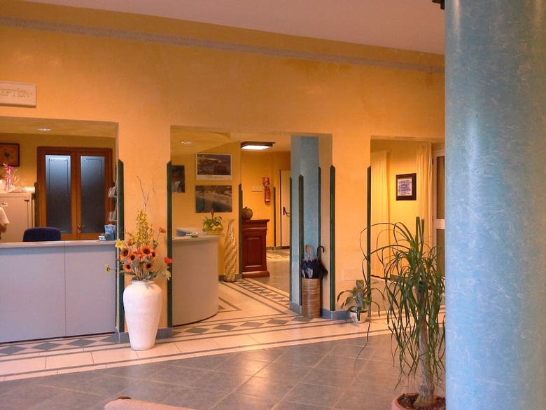 Hotel Villaggio Dei Pini
