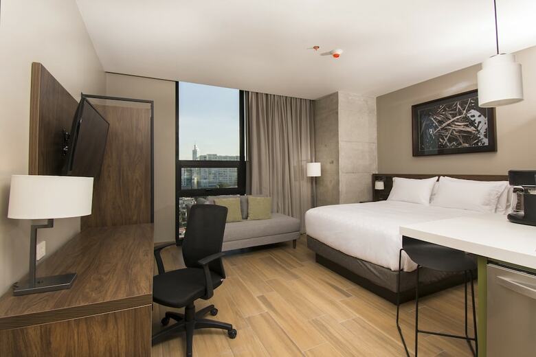 Hotel Staybridge Suites Guadalajara Novena