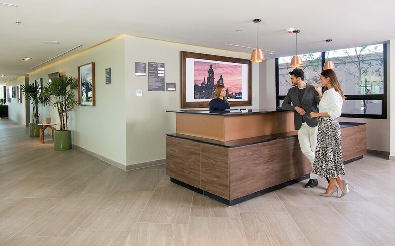 Hotel Staybridge Suites Guadalajara Novena