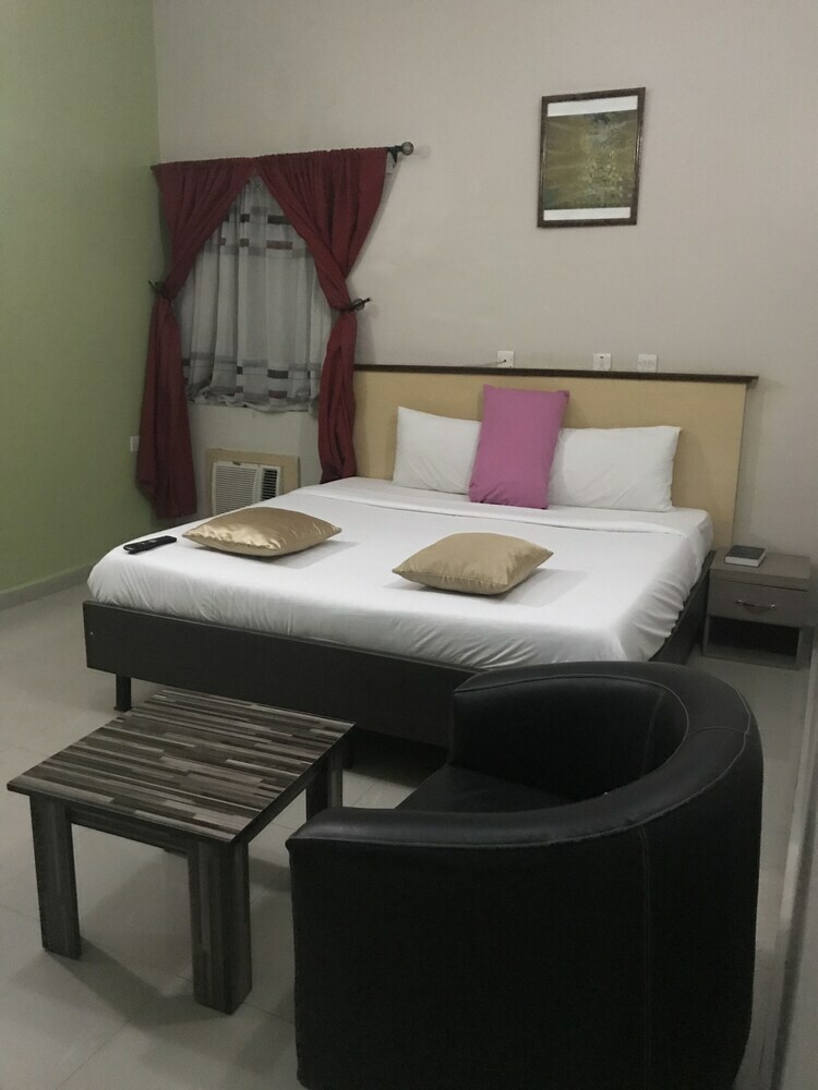 Toprate Luxury Hotel