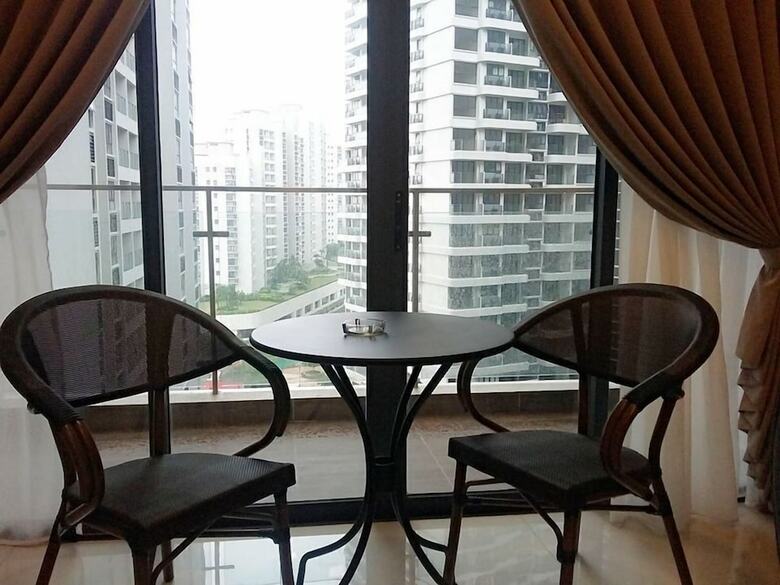 Apartamentos Pool View Suites