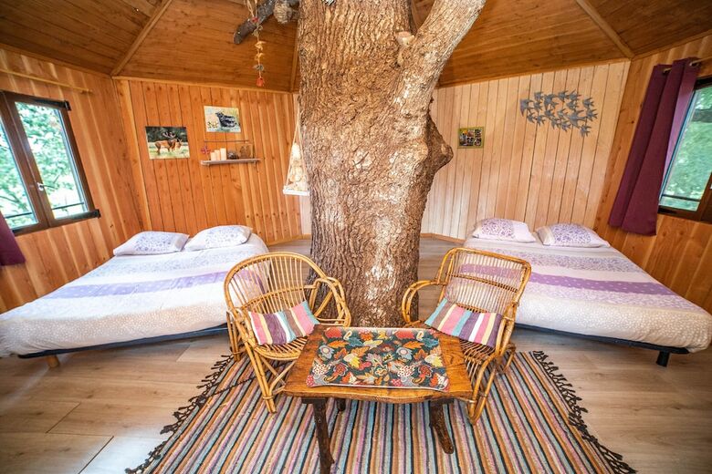 Camping - Chambres D'h�tes Insolites