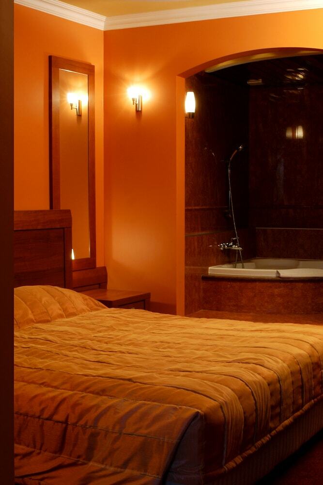Hotel Ambasador