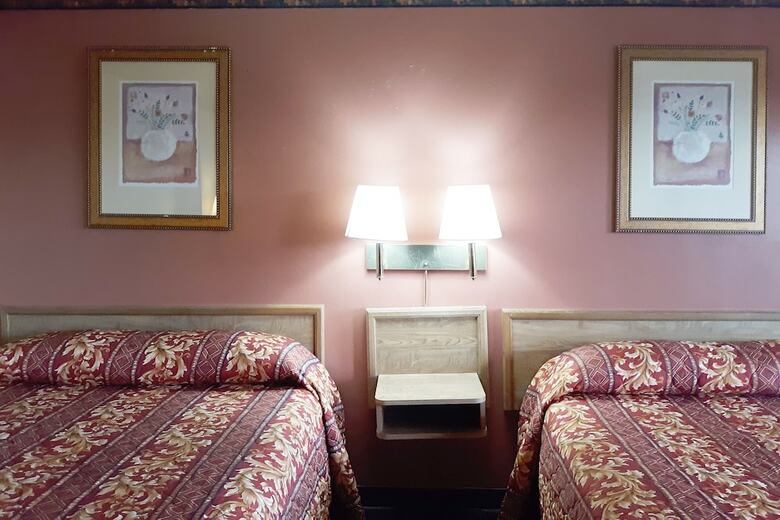 Oyo Hotel Kings At Clovis
