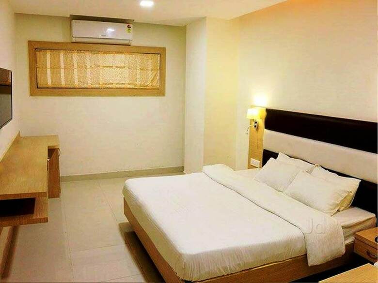 Hotel Sudarshan City Walk