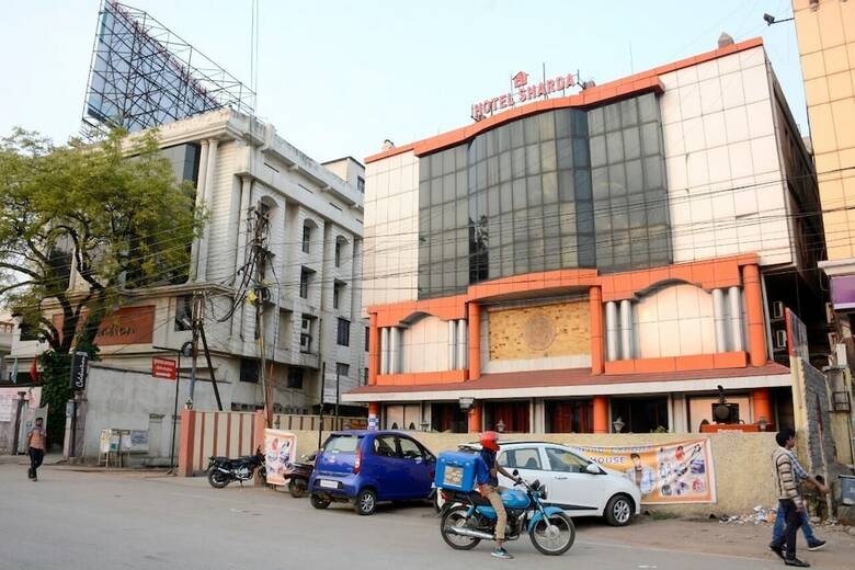 Hotel Sharda