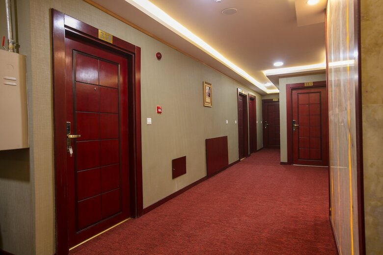 Strand Hotel