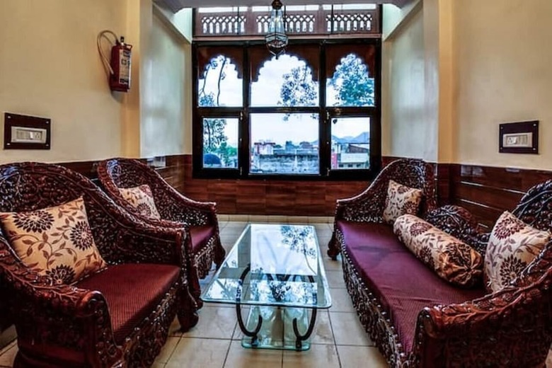 Hotel Rg Palace Jaipur
