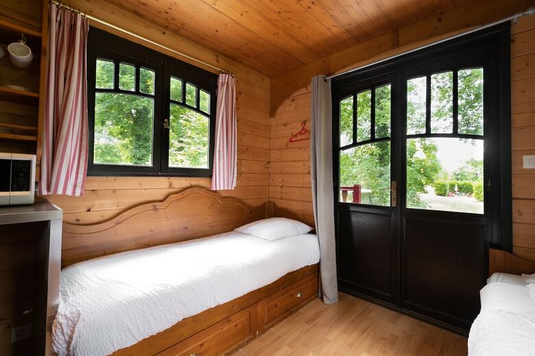 Les Roulottes de La Champagne Campground