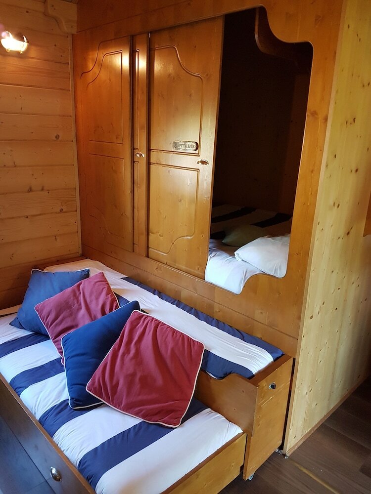 Les Roulottes de La Champagne Campground