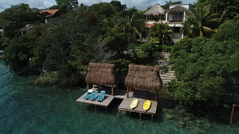 2br Lagoon House Surrounded By Nature
