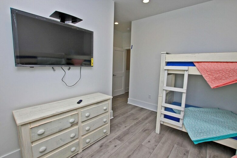 West Side Cottages Unit B By Youngs Suncoast