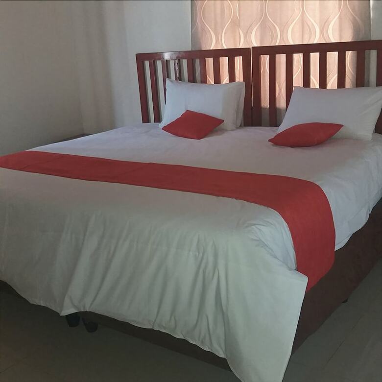 Hotel Pillacol Guest House