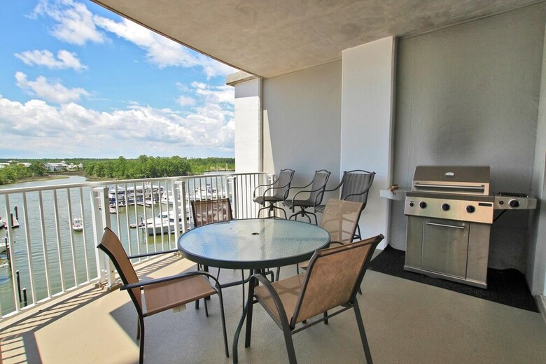 Wharf By Youngs Suncoast