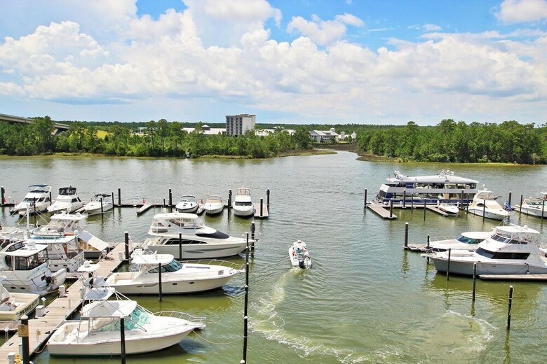Wharf By Youngs Suncoast