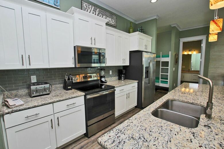 Little Lagoon Cottages Unit D By Youngs Suncoast
