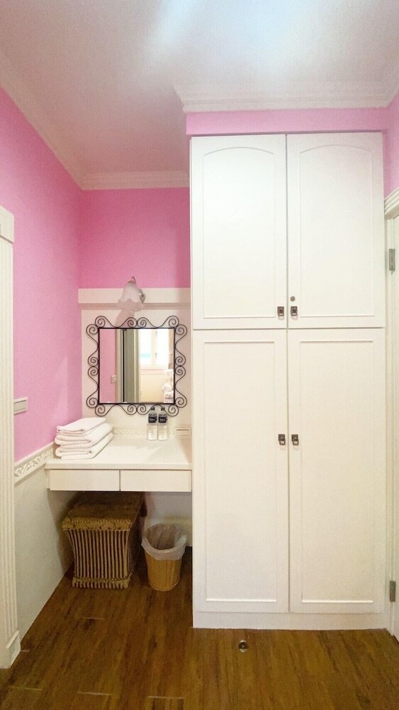 Hotel Isa Butterfly Kids Bnb
