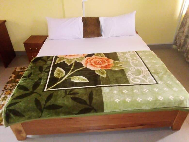 Hotel Green Glass Guest House