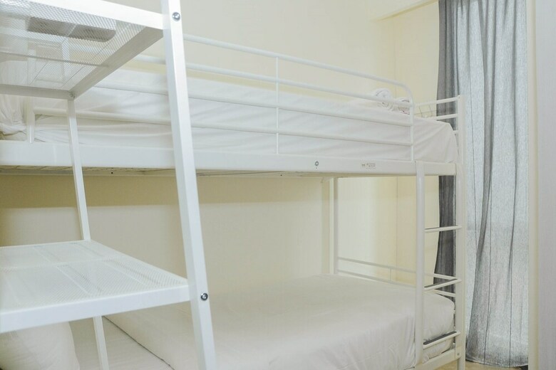 Modern And Functional 2br Menteng Park Apartment