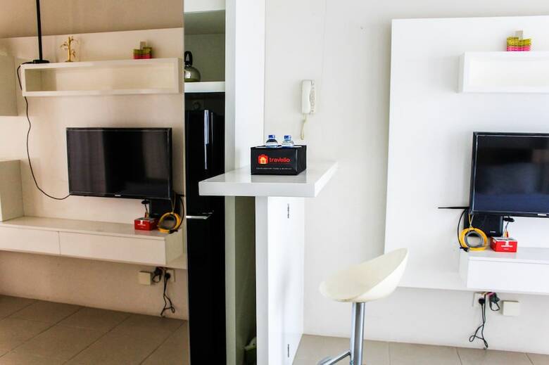 Comfy Studio Apartment At Bintaro Plaza Residence
