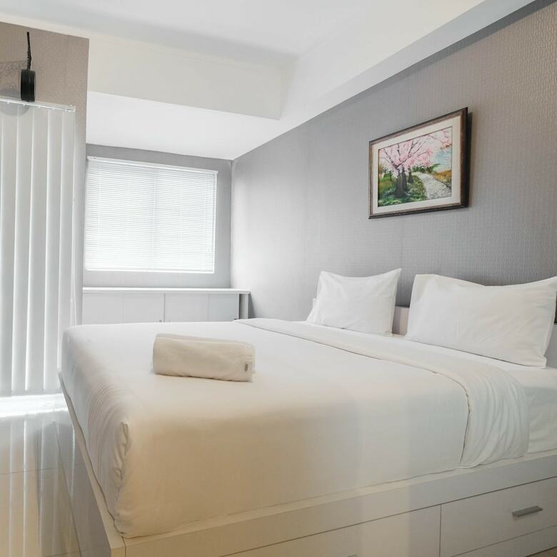 Pleasant Studio Apartment At The Oasis Cikarang