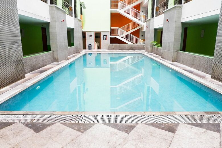 Relaxing 2br At High Point Serviced Apartment