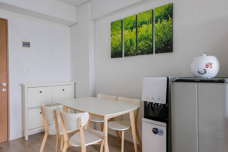 Cozy And Elegant Studio Bintaro Park View Apartment