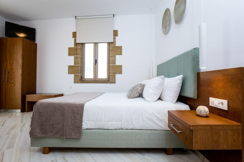 Aparthotel Agarathos Homes