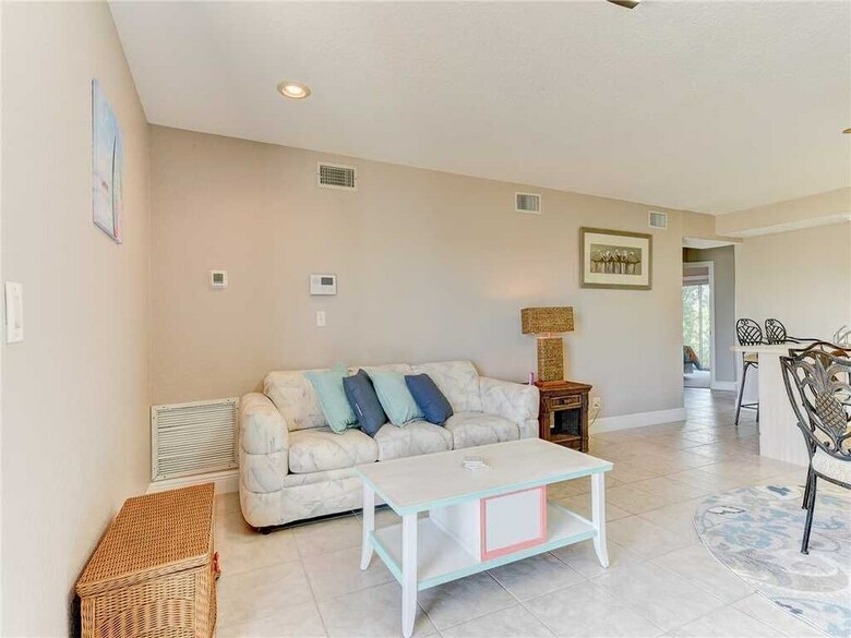 Sea Forever Ground Floor, 2 Bedrooms, Ocean Views, Sleeps 6