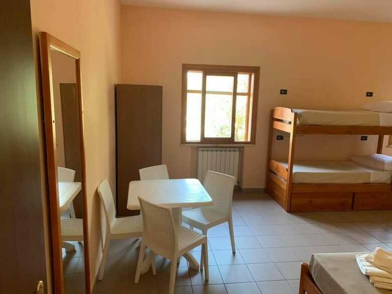 Hostal Ostello Marina Degli Ulivi
