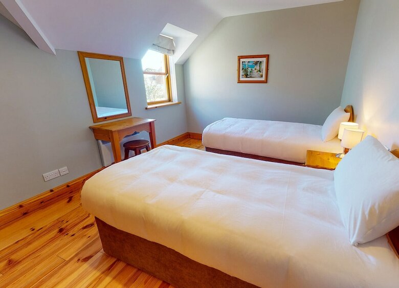 Apartamento Dingle Courtyard Cottages 3 Bed Sleeps 6