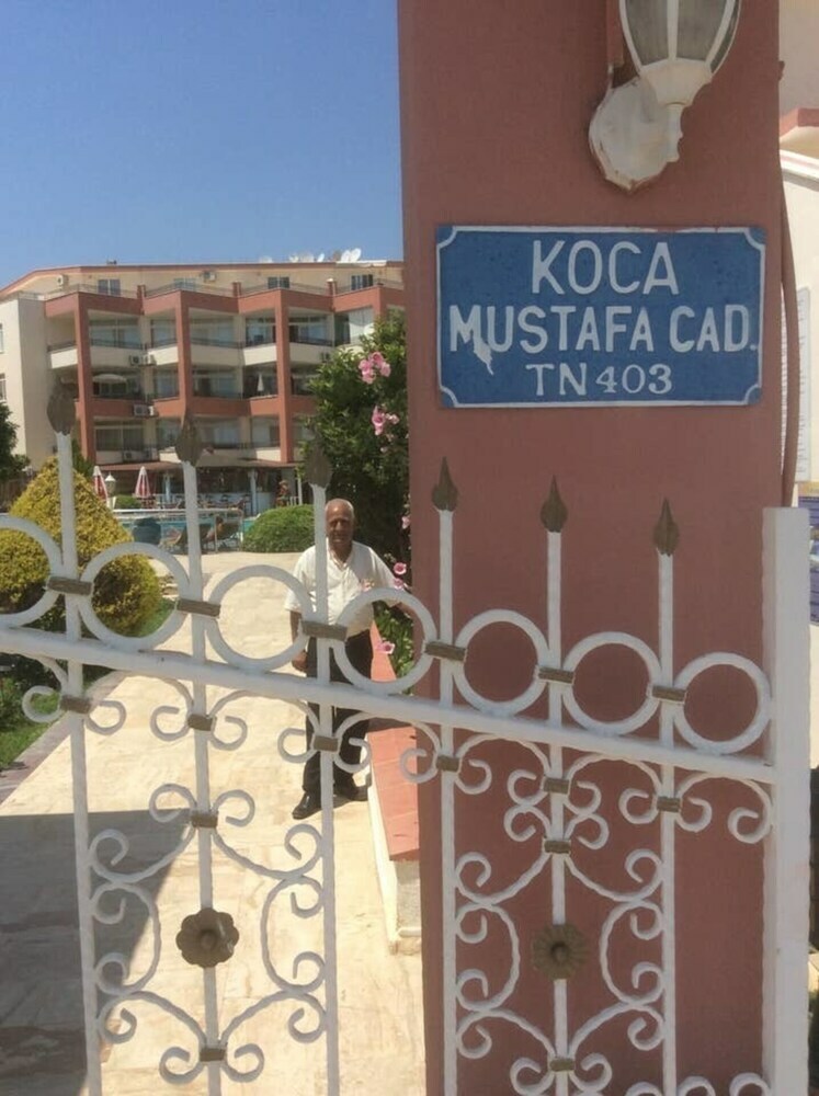 Villa Superb Penthouse Sleeps 8 ,6 Beds