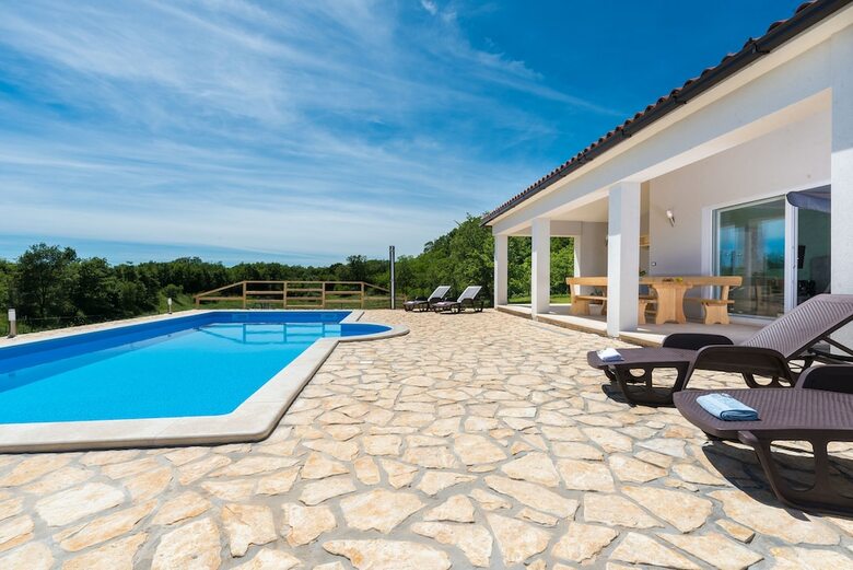 Villa Alison