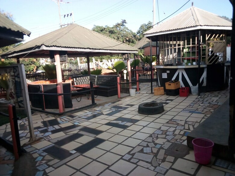 Bed & Breakfast 1000 Thousand Psalms Hotel