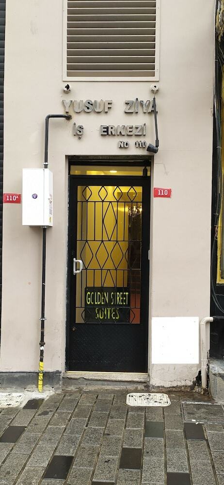 Golden Street Hotel
