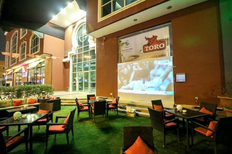 Business Inn Tahlia Hotel