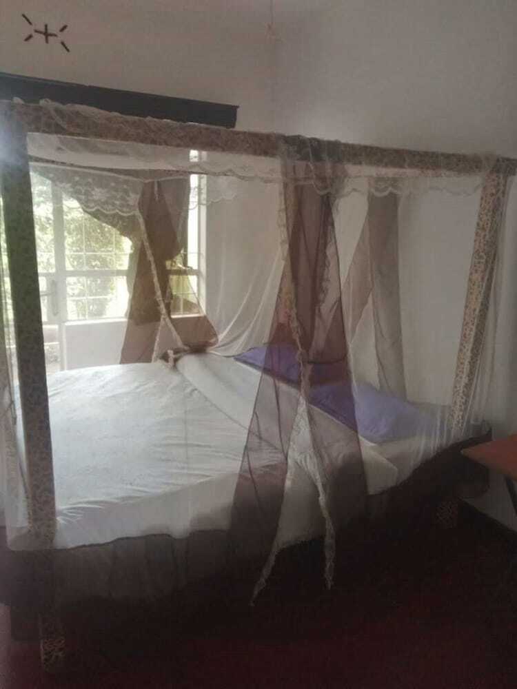 Hotel Airman's Pavillon