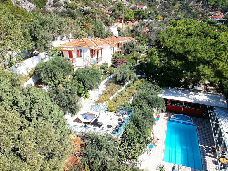 Votsalakia Hotel