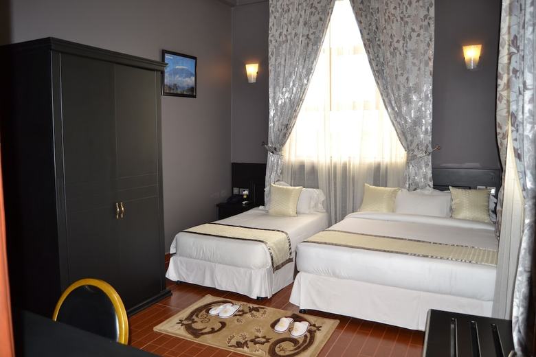 Panone Hotel King'ori