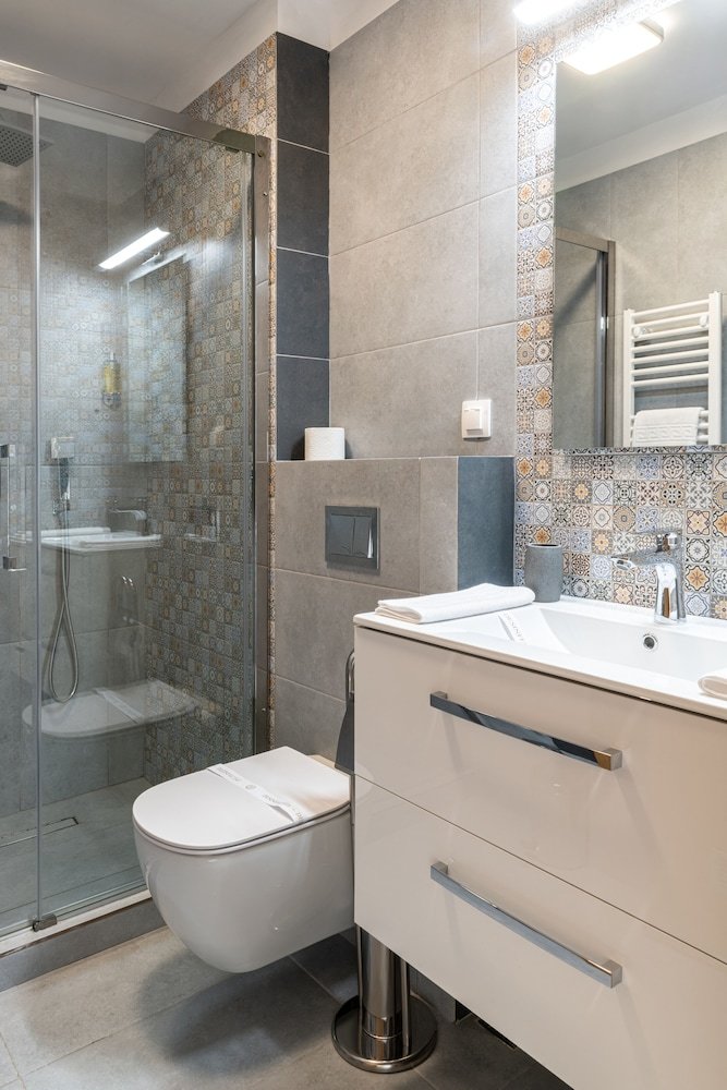 Tci Apartments