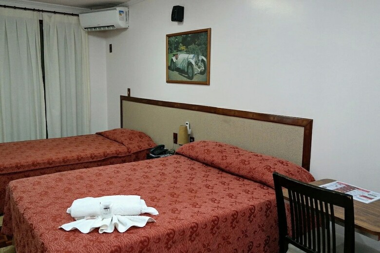 Hotel Bons Tempos