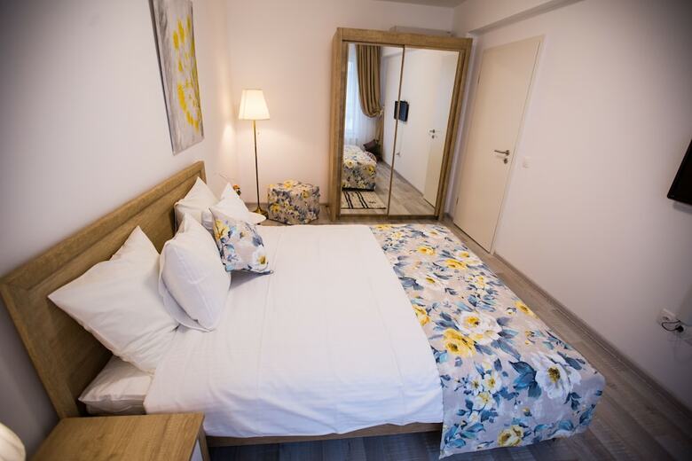Apartment Ella