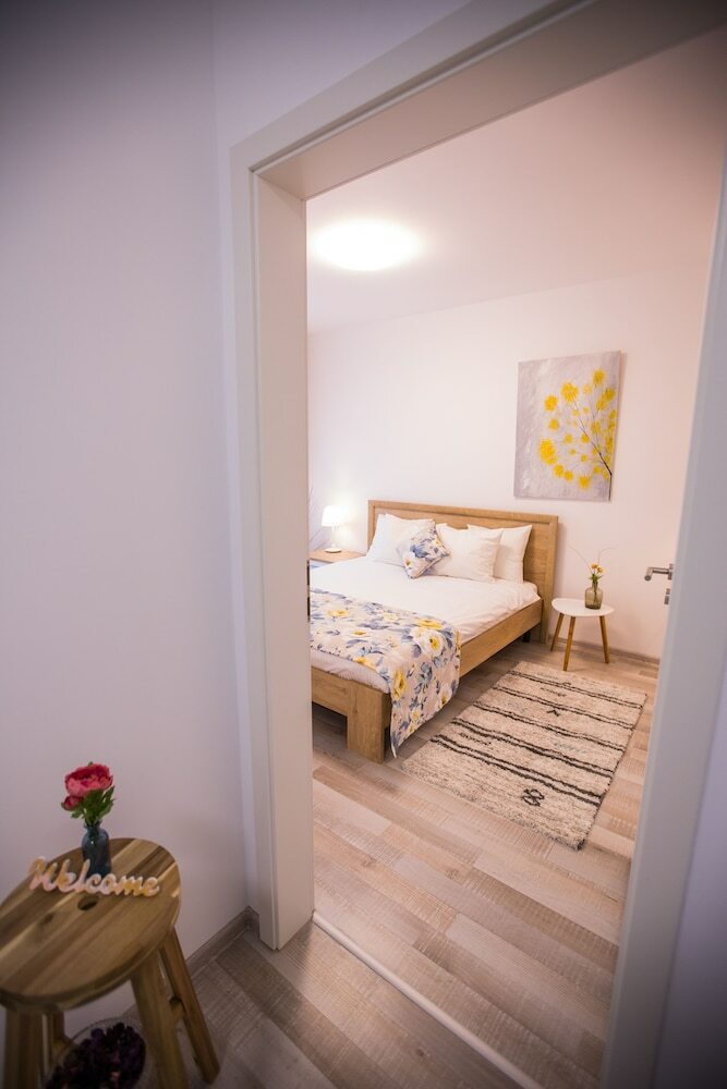 Apartment Ella