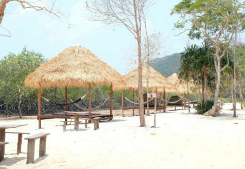 Hotel Dolphin Bay Resort