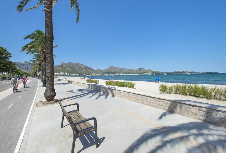 Luxury Sea View Apartment