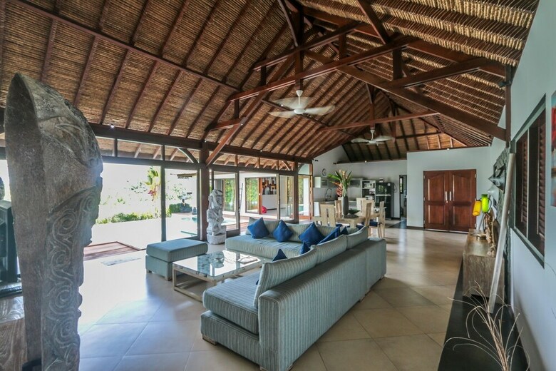 Villa Luna Maya