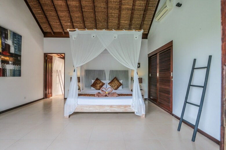 Villa Luna Maya