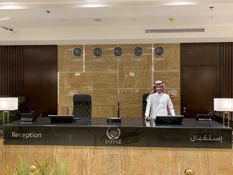 Lotaz Hotel Suites - Al Salamah