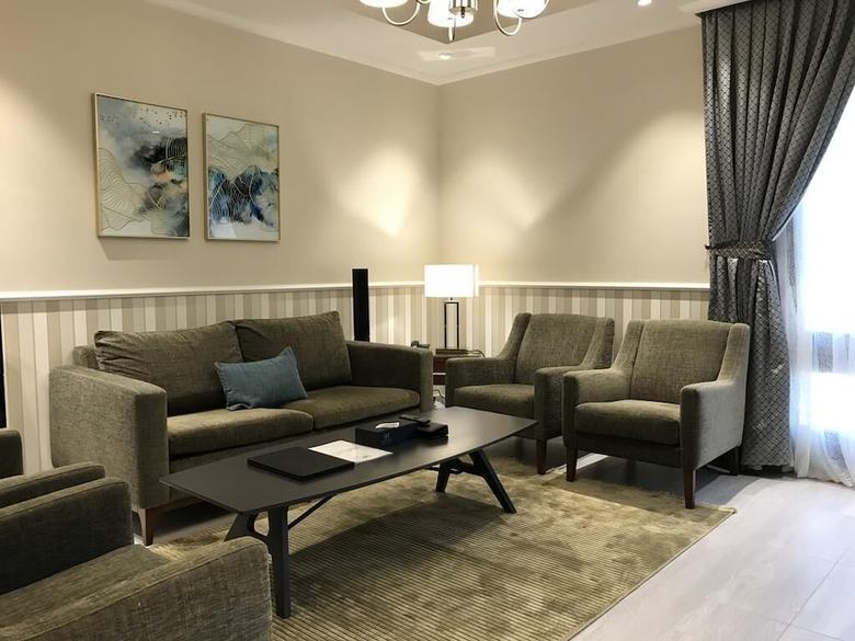 Lotaz Hotel Suites - Al Salamah